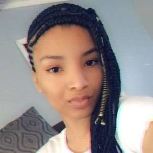 Meet your Posher, Tiera